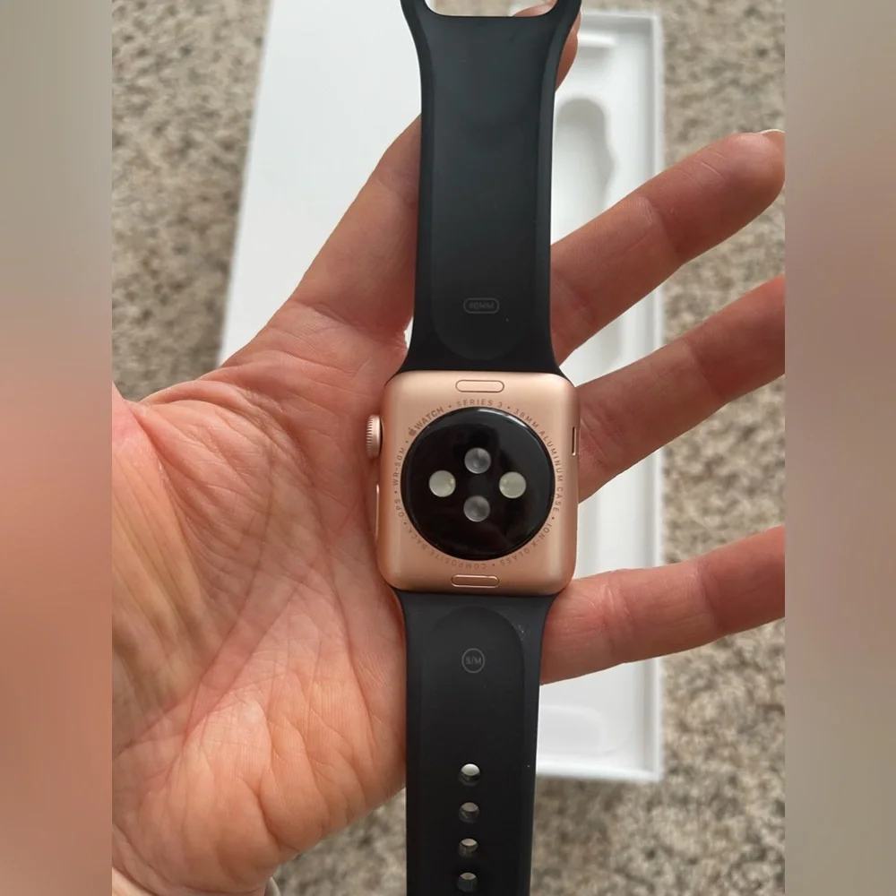 Apple Watch 3 Series - Black/Rose Gold - used